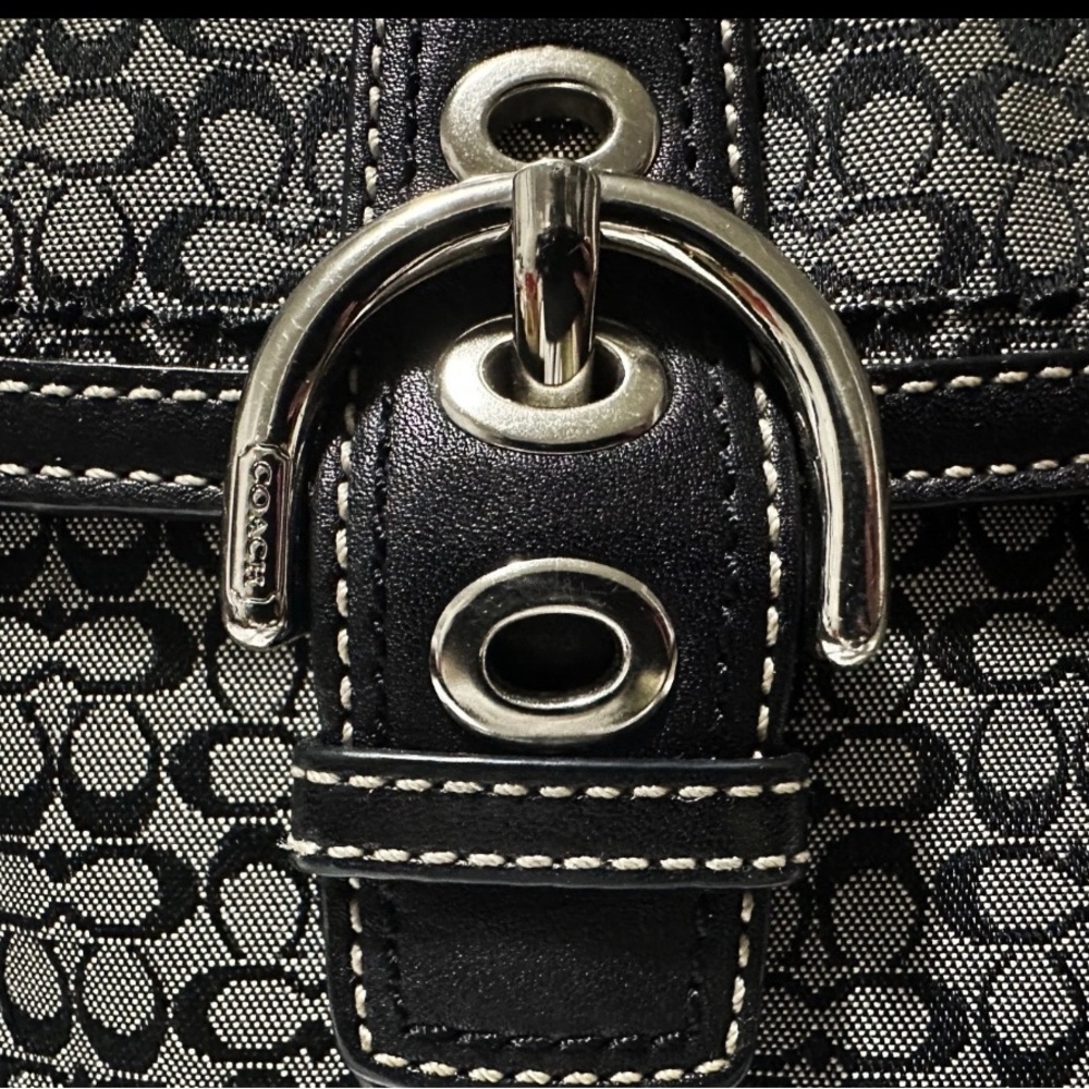 Vintage Coach soho shoulder bag Signature Black and Gray Crossbody Bag - Picture 7 of 15